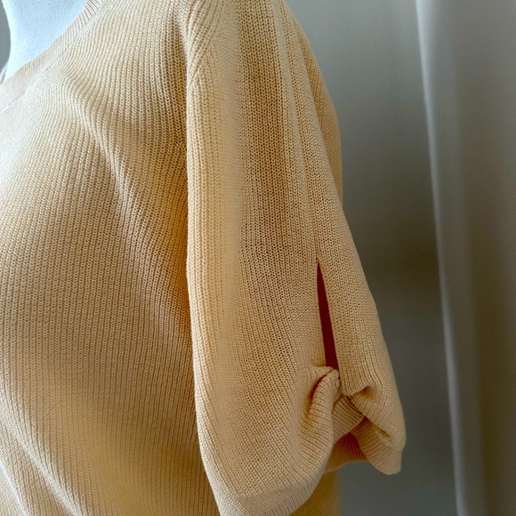 Banana Republic short sleeve top - Picture 4 of 6